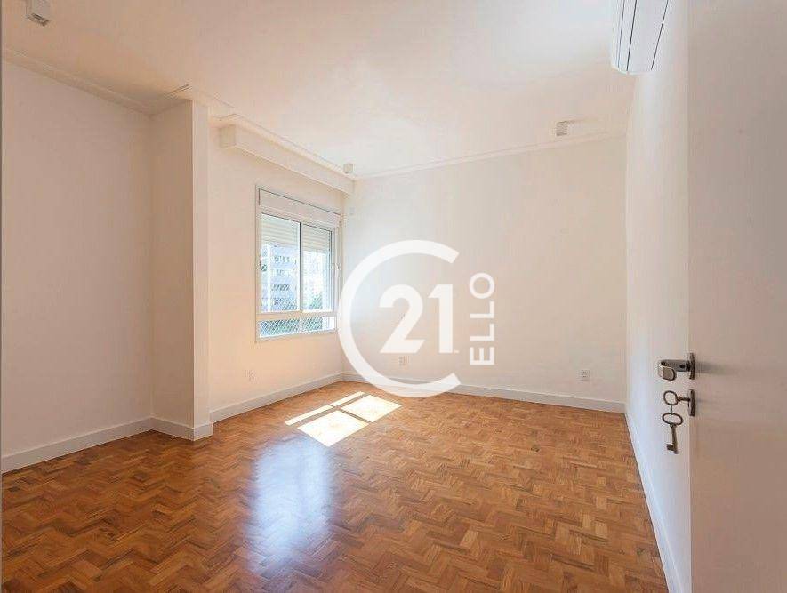 Apartamento para alugar com 3 quartos, 209m² - Foto 3