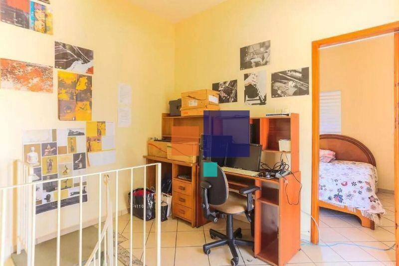 Casa à venda com 5 quartos, 300m² - Foto 8