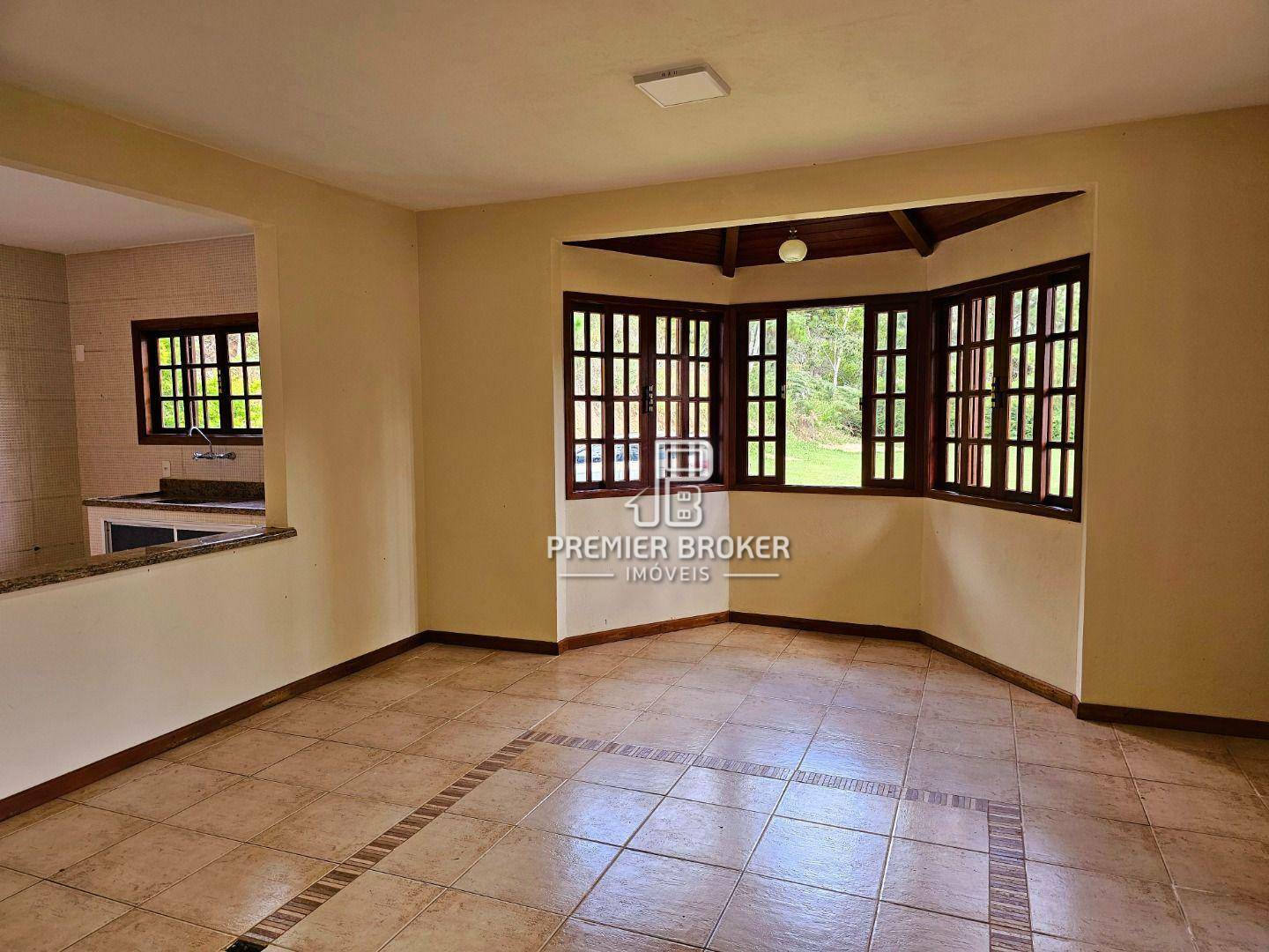 Casa de Condomínio à venda com 3 quartos, 240m² - Foto 6