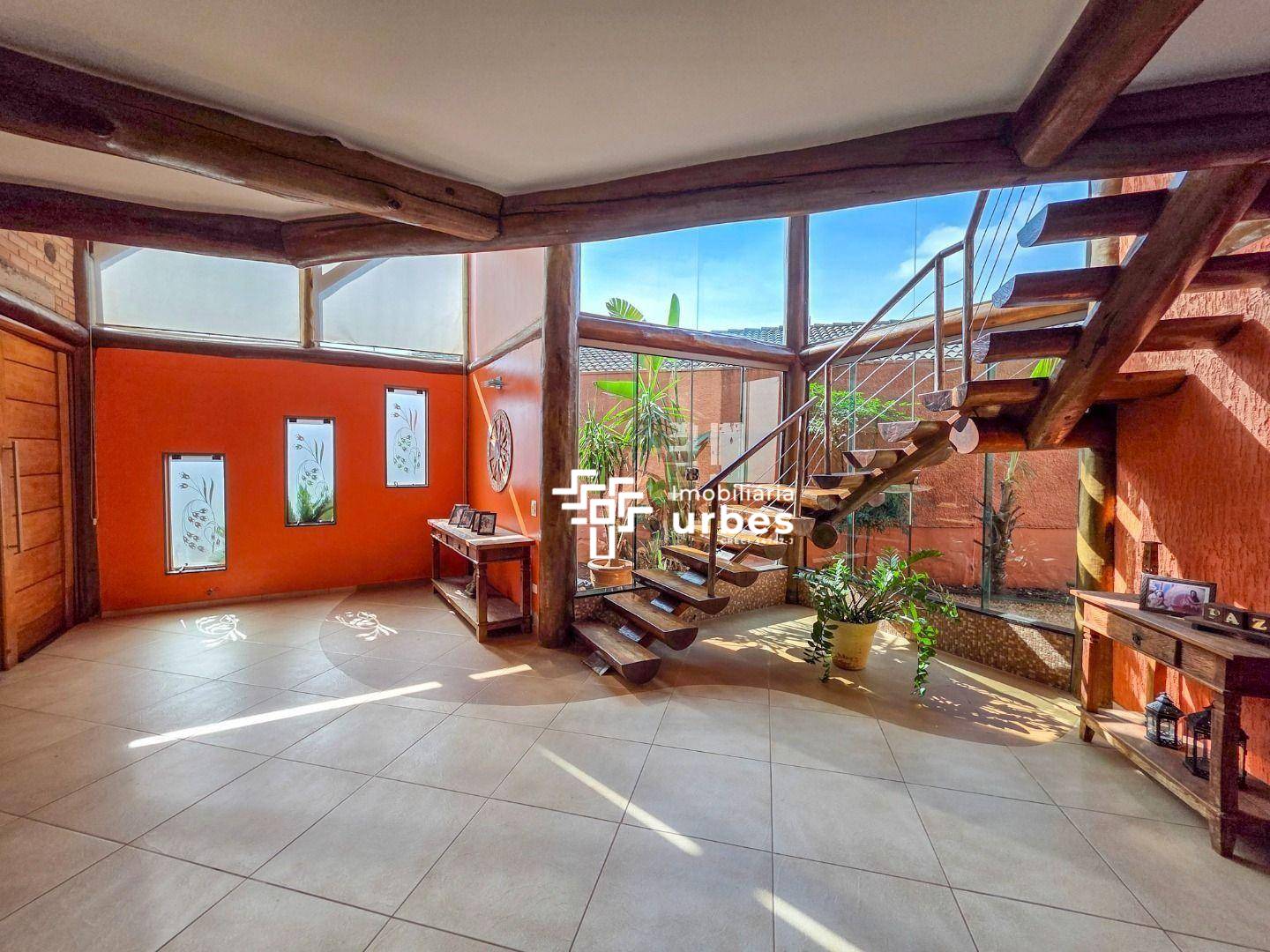 Casa, 3 quartos, 221 m² - Foto 4