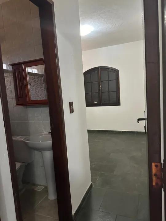 Casa à venda com 3 quartos, 240m² - Foto 6