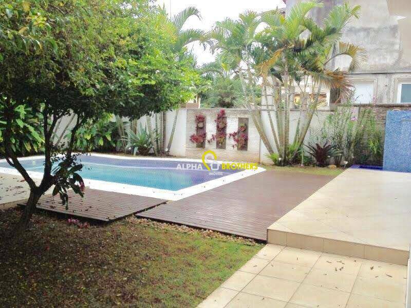 Casa de Condomínio à venda com 4 quartos, 398m² - Foto 2