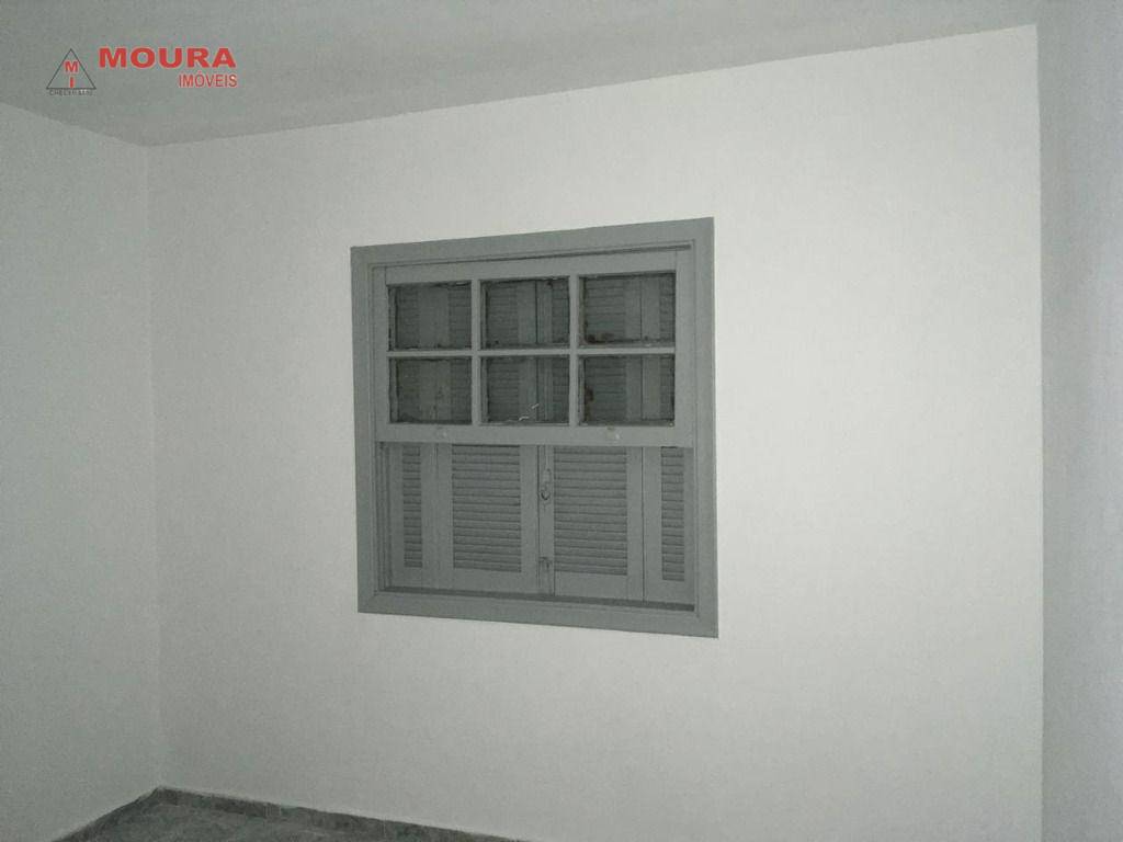 Casa à venda com 6 quartos, 225m² - Foto 8