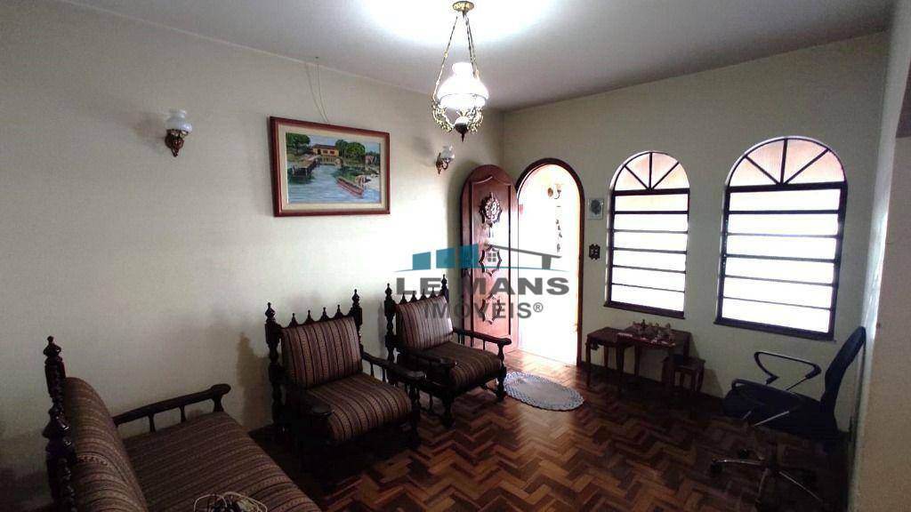 Casa à venda com 3 quartos, 239m² - Foto 6