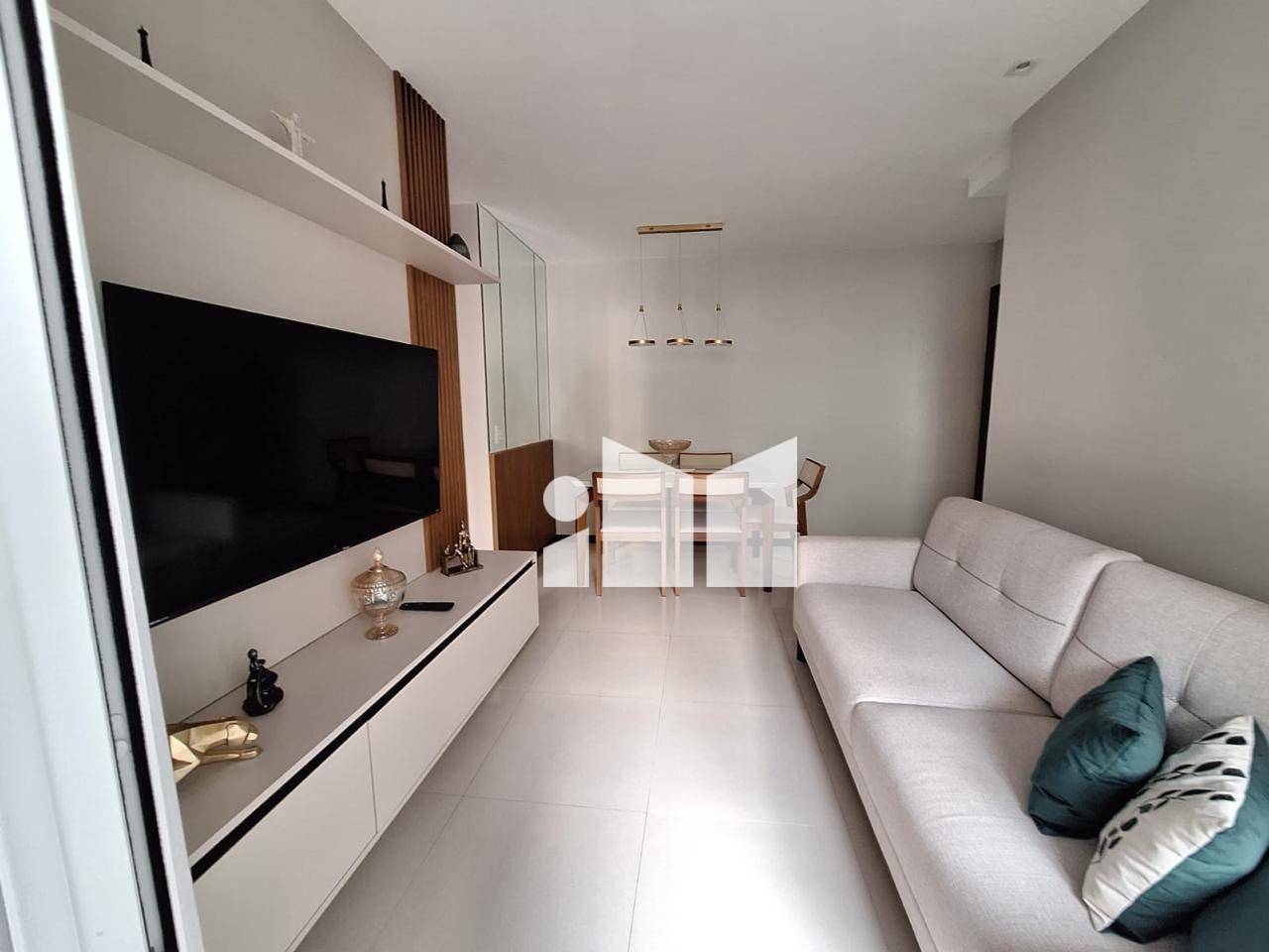 Apartamento à venda com 2 quartos, 65m² - Foto 4