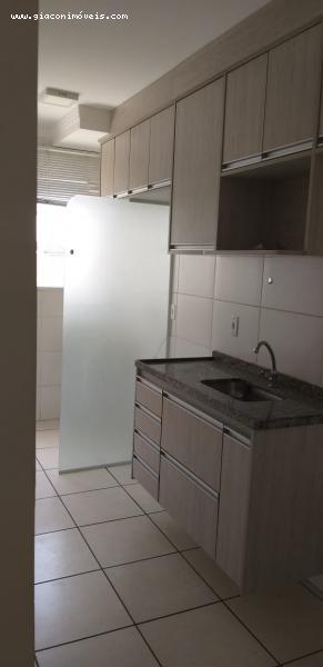 Apartamento à venda com 2 quartos, 48m² - Foto 4