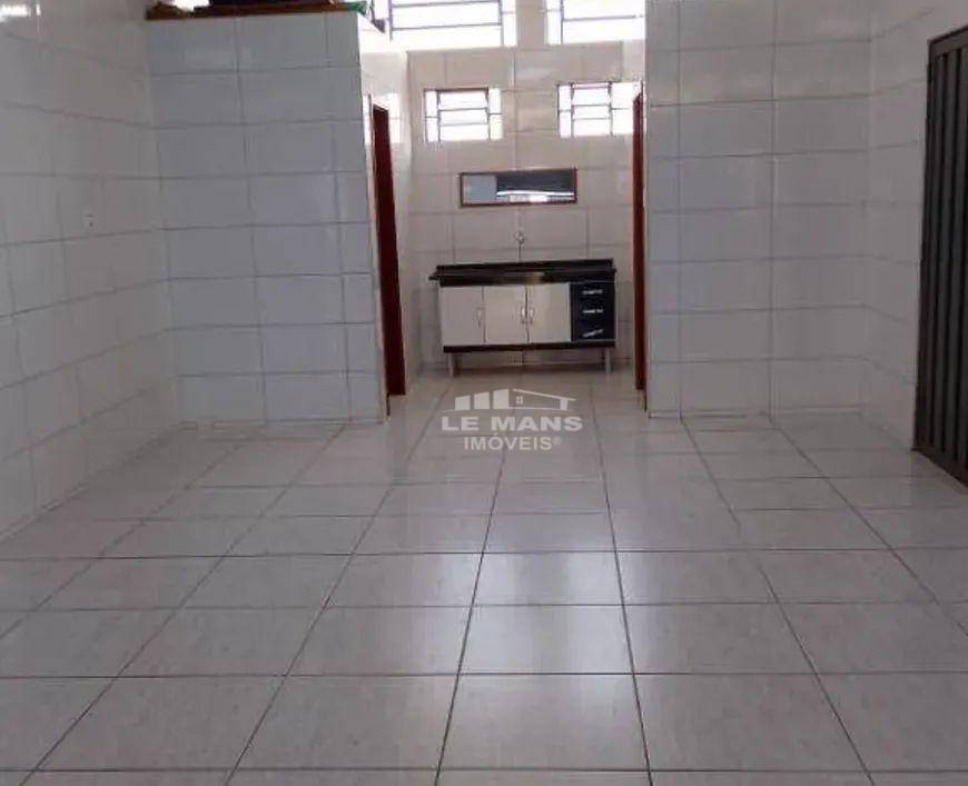 Loja-Salão para alugar, 75m² - Foto 2