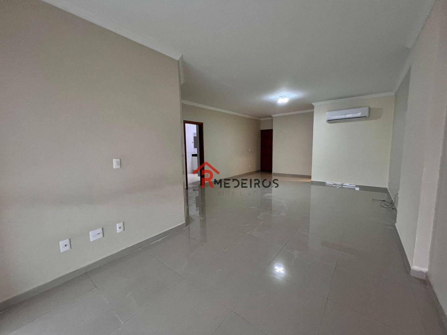 Apartamento para alugar com 4 quartos, 154m² - Foto 6