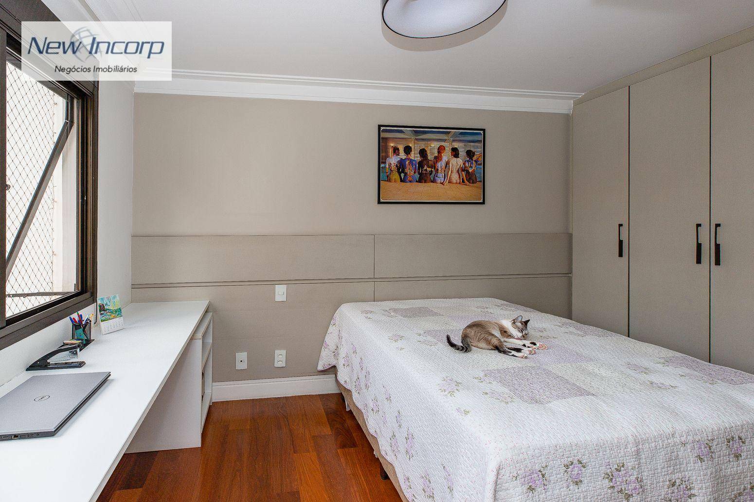 Apartamento à venda com 4 quartos, 196m² - Foto 23