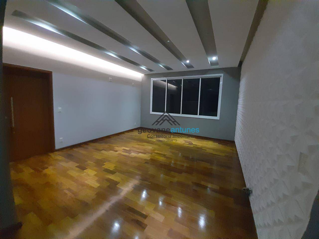 Sobrado à venda com 5 quartos, 400m² - Foto 2