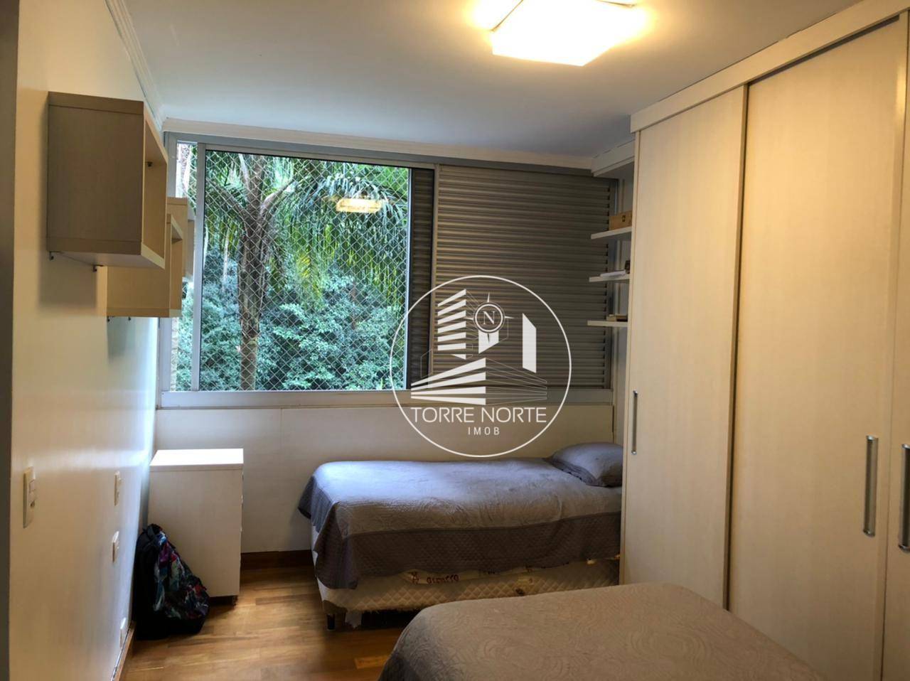 Apartamento à venda com 4 quartos, 248m² - Foto 14