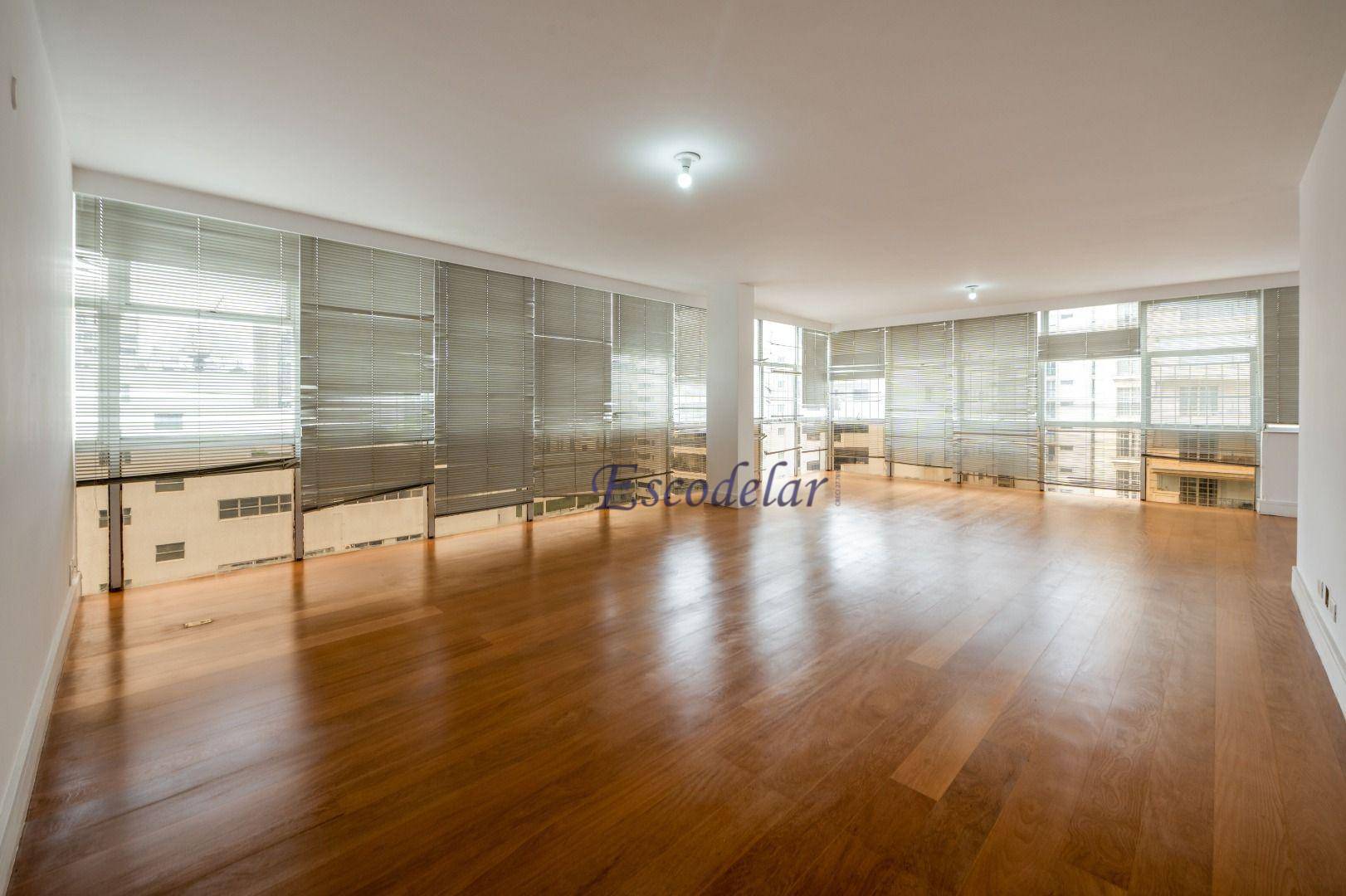 Apartamento à venda com 3 quartos, 240m² - Foto 4