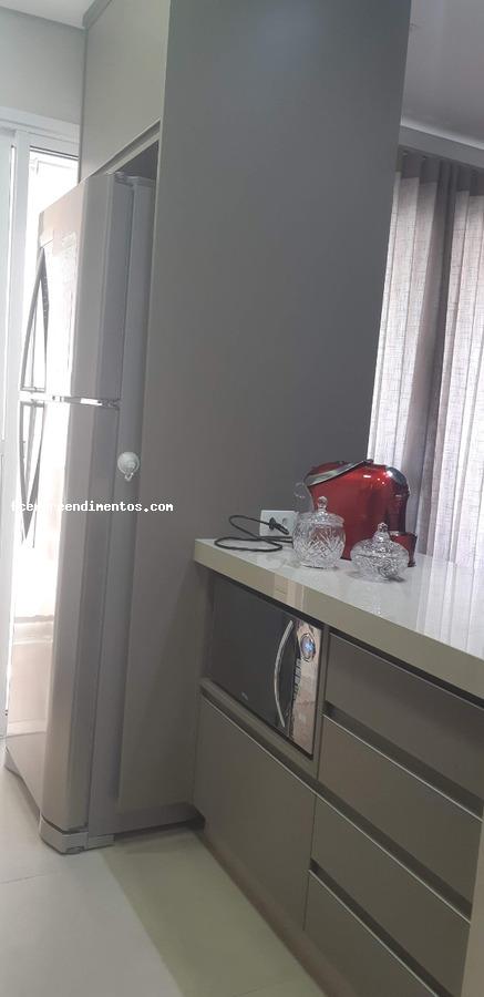 Apartamento à venda com 2 quartos, 66m² - Foto 3