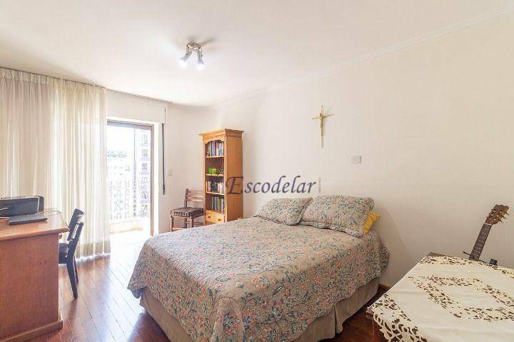 Apartamento à venda com 4 quartos, 228m² - Foto 12