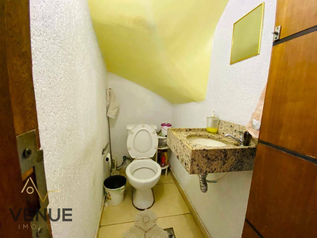 Sobrado à venda com 3 quartos, 180m² - Foto 43