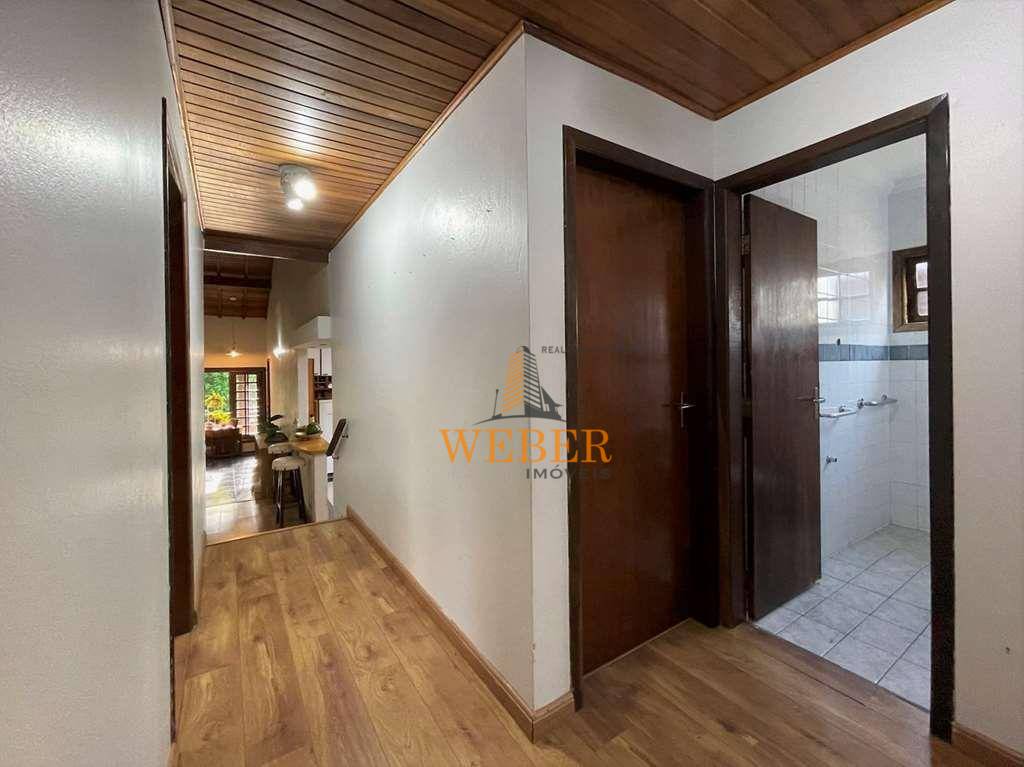 Casa de Condomínio à venda com 4 quartos, 220m² - Foto 28