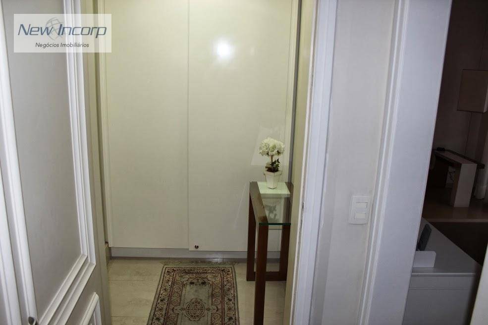 Cobertura à venda com 4 quartos, 200m² - Foto 17