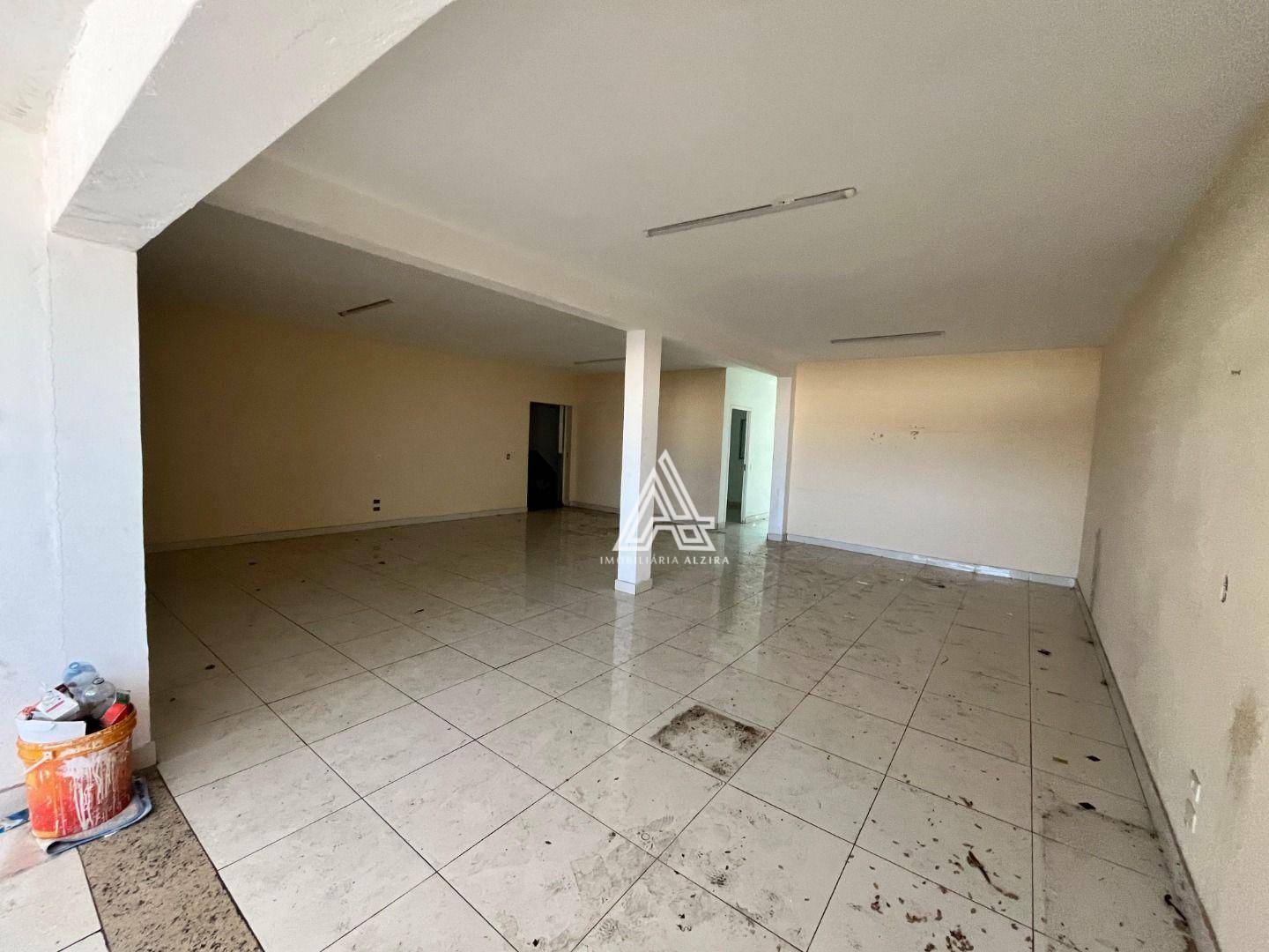 Casa para alugar com 4 quartos, 150m² - Foto 25