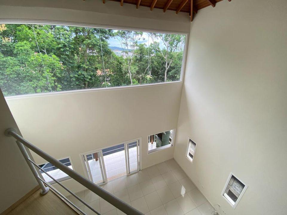 Casa de Condomínio à venda com 4 quartos, 330m² - Foto 45