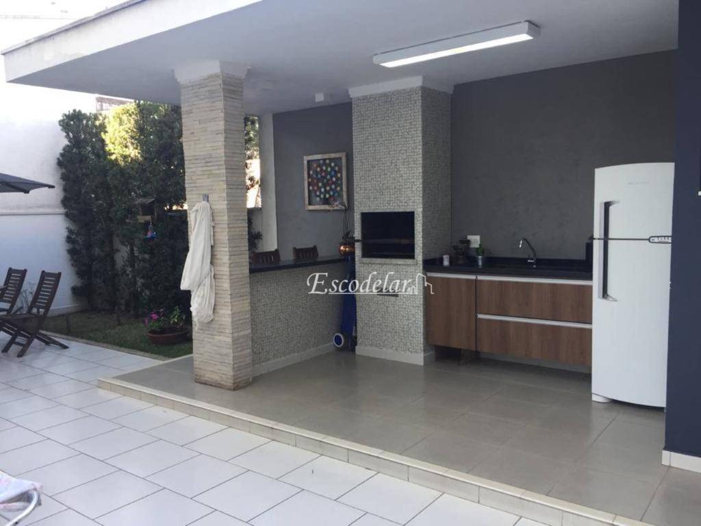 Sobrado à venda com 3 quartos, 254m² - Foto 1