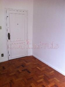 Apartamento para alugar com 2 quartos, 112m² - Foto 5