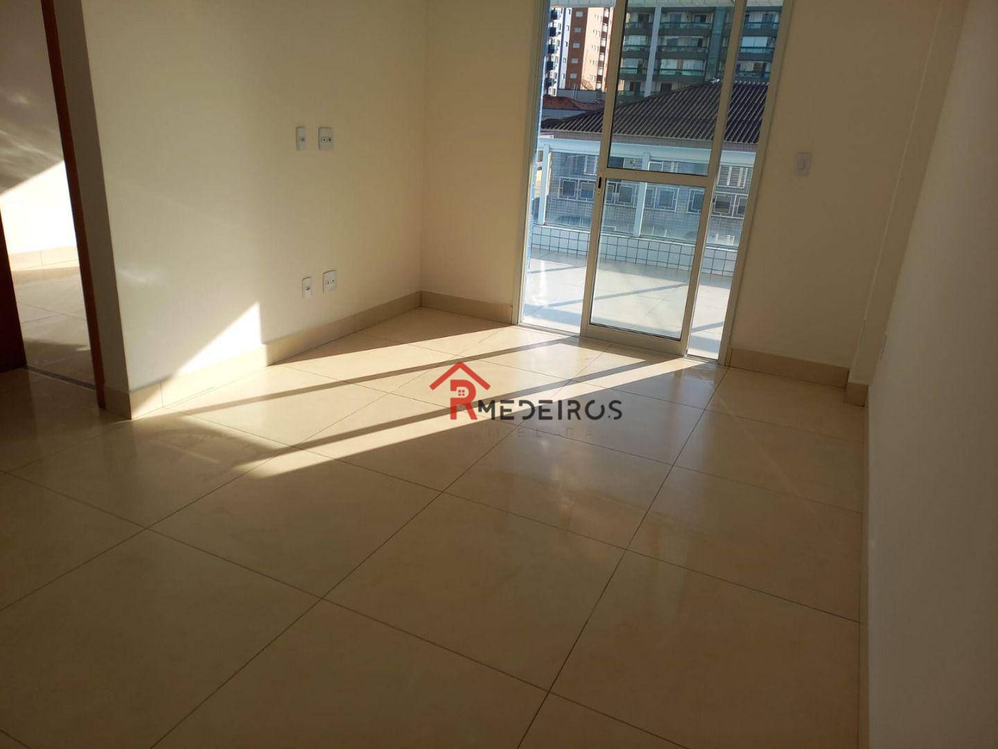 Apartamento à venda com 2 quartos, 94m² - Foto 2