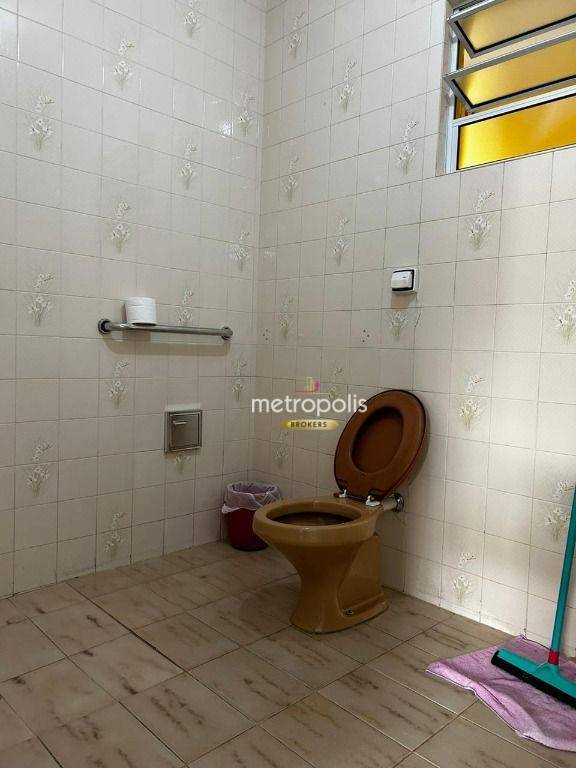 Casa à venda com 3 quartos, 250m² - Foto 15