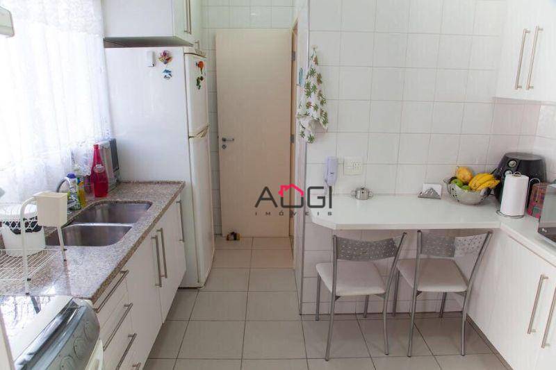 Apartamento à venda com 3 quartos, 105m² - Foto 7