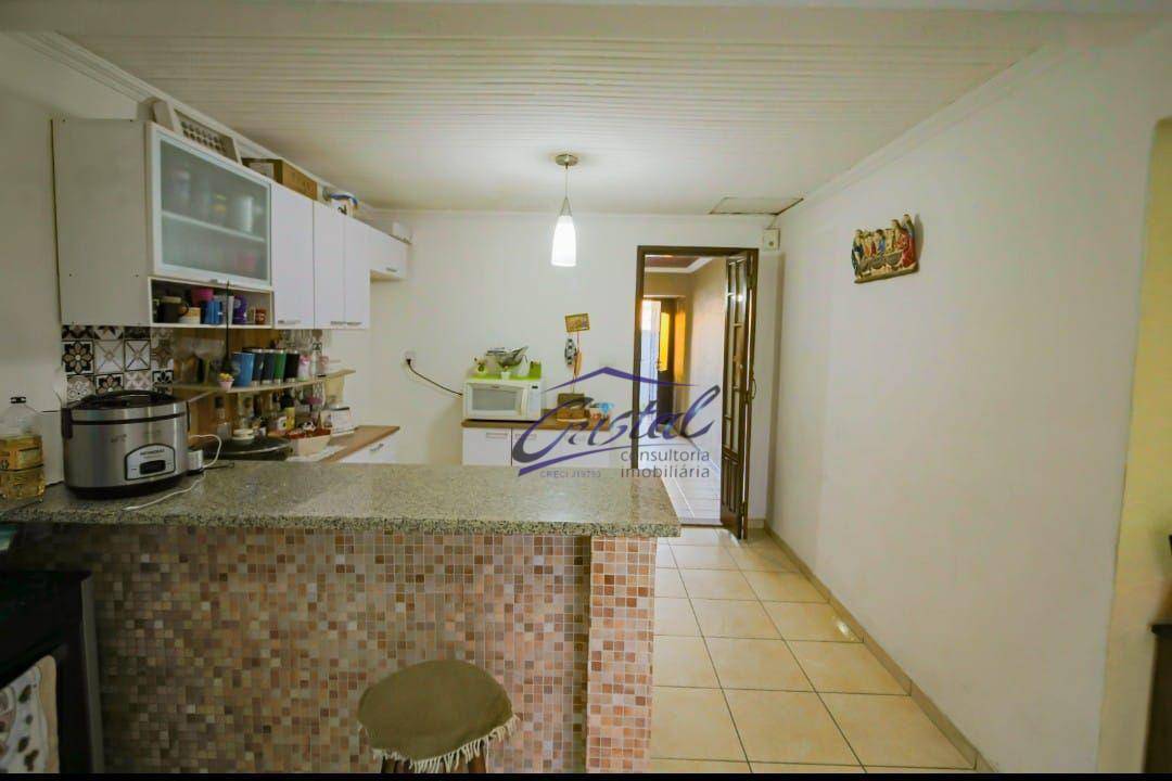 Casa à venda com 3 quartos, 210m² - Foto 14