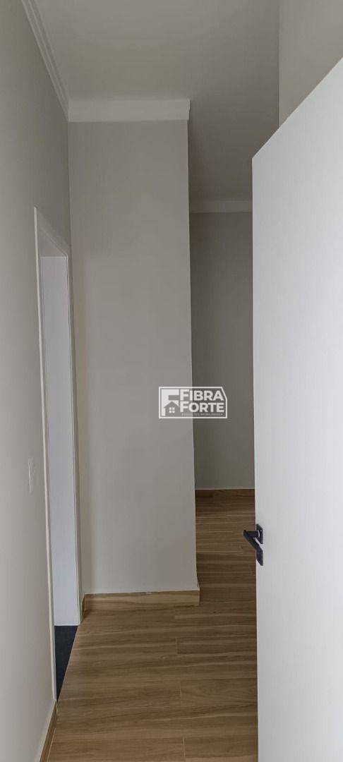 Casa de Condomínio para alugar com 3 quartos, 140m² - Foto 9