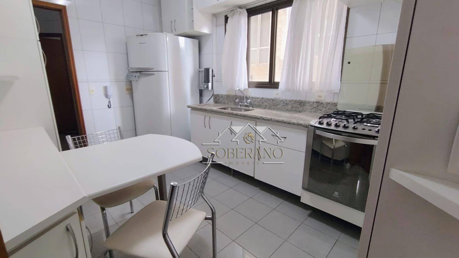 Apartamento à venda com 3 quartos, 97m² - Foto 5