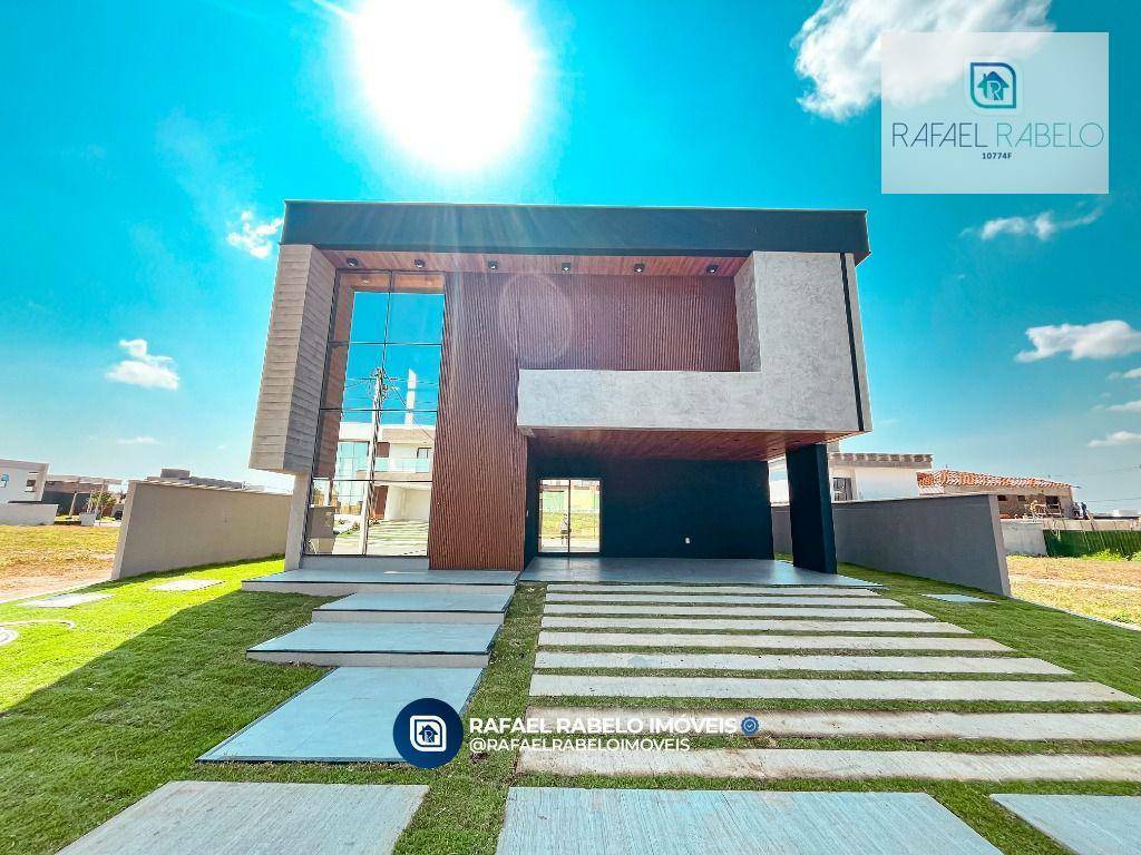 Casa de Condomínio à venda com 4 quartos, 359m² - Foto 1