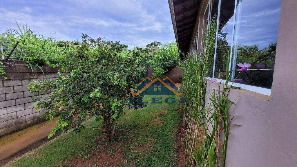 Casa de Condomínio à venda com 4 quartos, 324m² - Foto 32