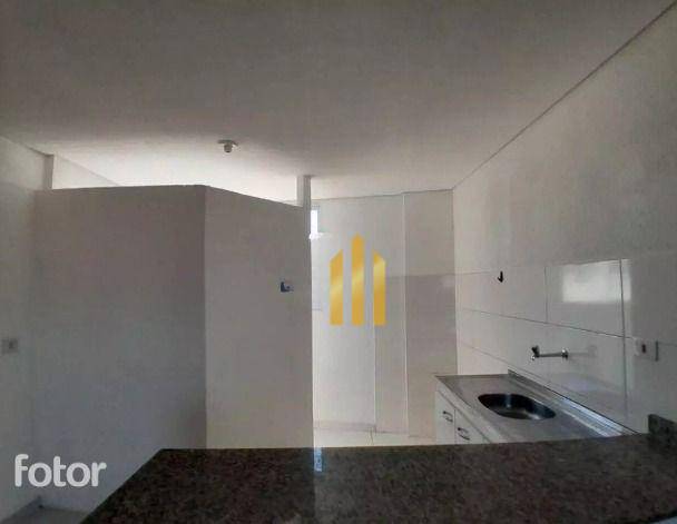 Apartamento para alugar com 2 quartos, 77m² - Foto 6