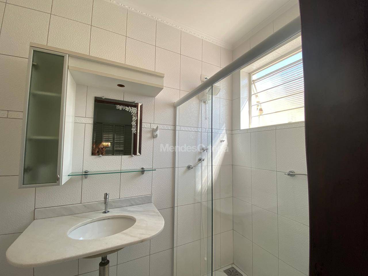 Casa à venda com 3 quartos, 238m² - Foto 32