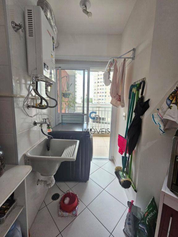 Apartamento à venda com 2 quartos, 55m² - Foto 13