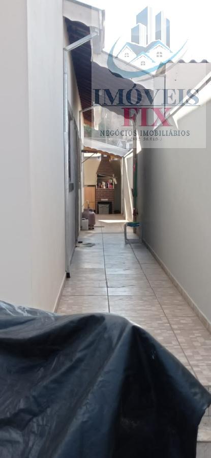 Casa à venda com 2 quartos, 90m² - Foto 31