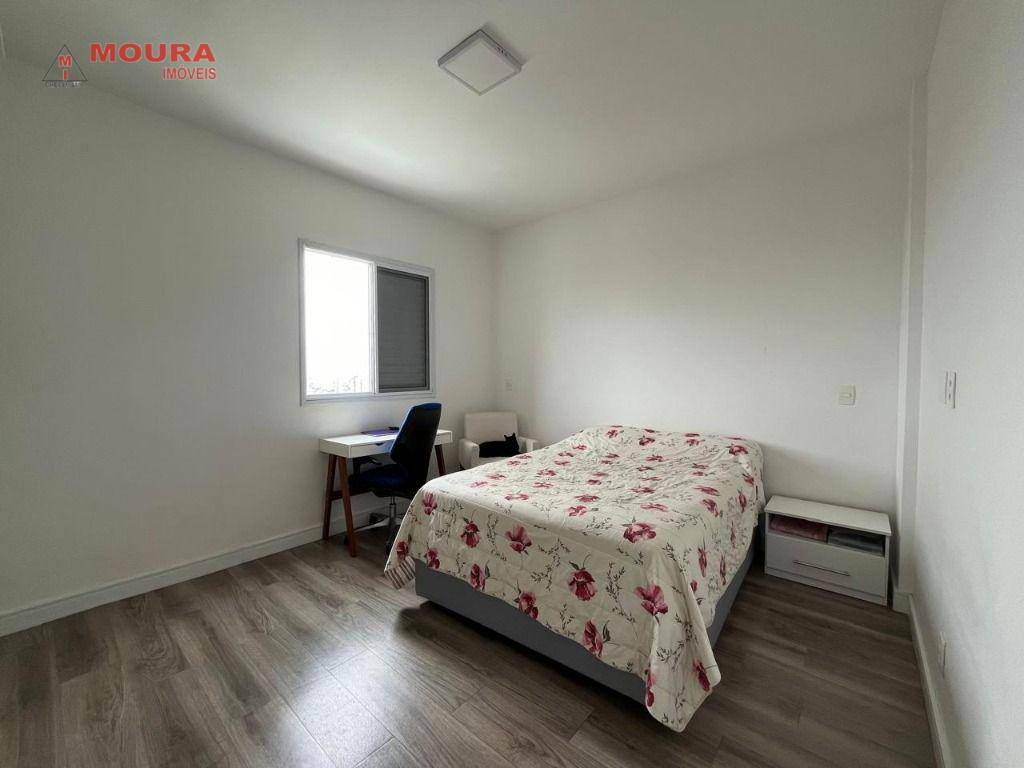 Apartamento à venda com 3 quartos, 83m² - Foto 17