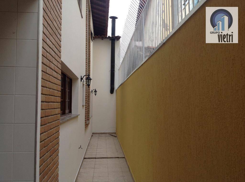 Sobrado à venda com 3 quartos, 205m² - Foto 28