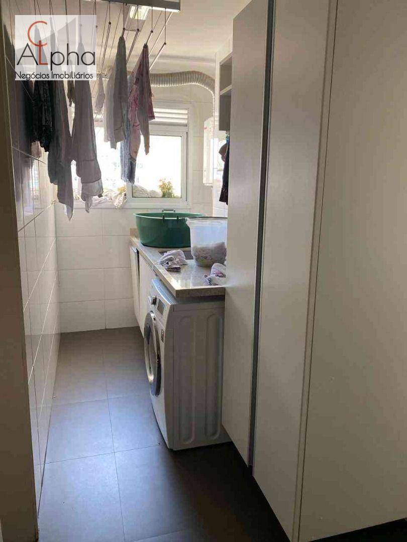 Apartamento à venda com 3 quartos, 202m² - Foto 23