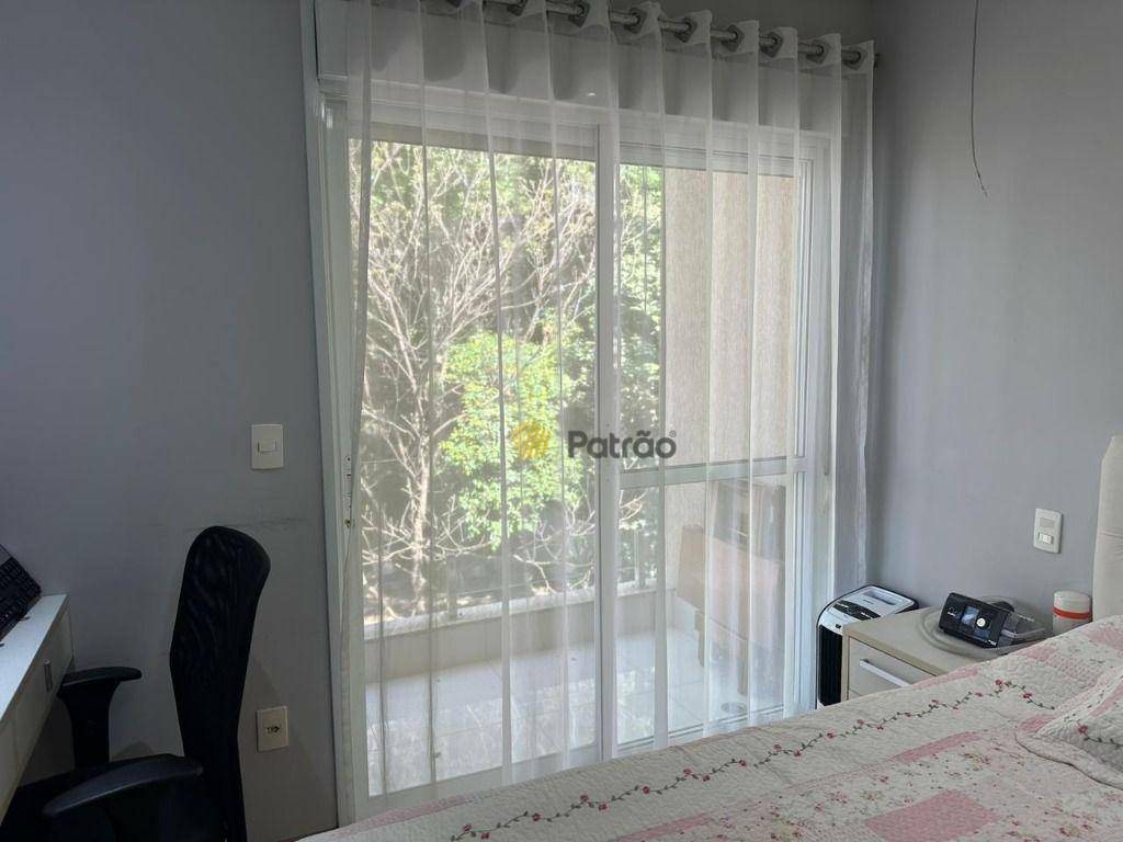 Sobrado à venda com 3 quartos, 220m² - Foto 17