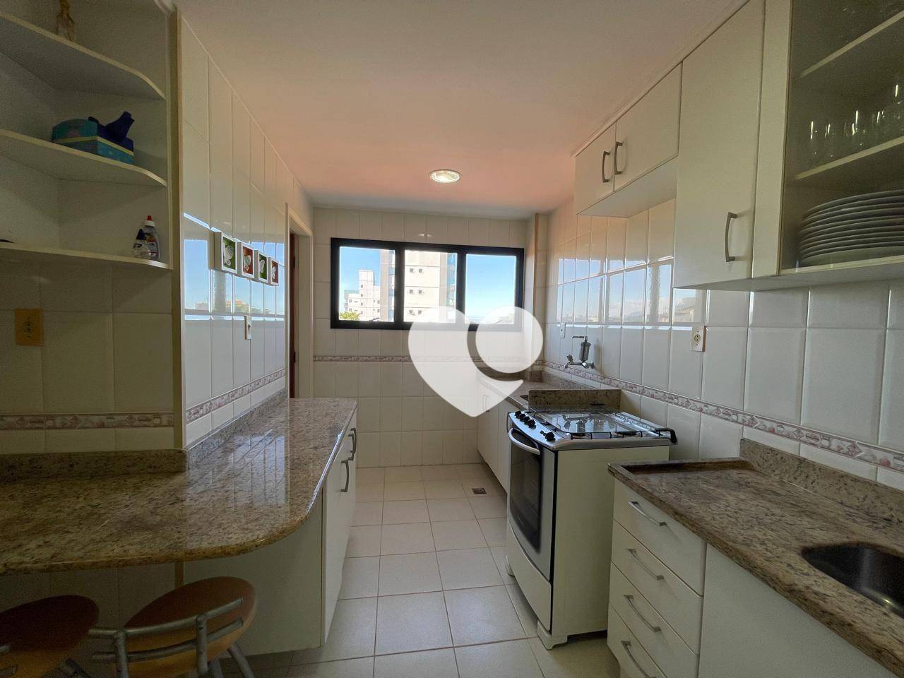 Apartamento à venda com 3 quartos, 120m² - Foto 18