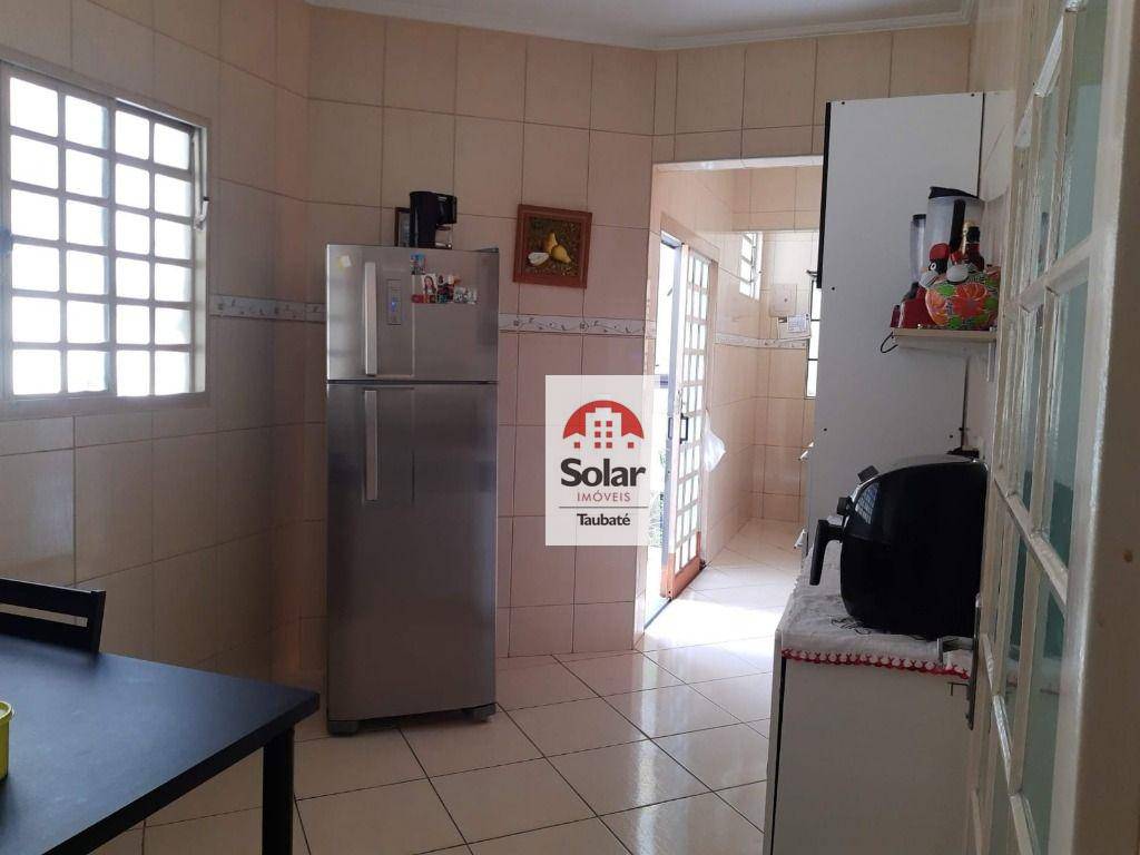 Casa à venda com 3 quartos, 1m² - Foto 9