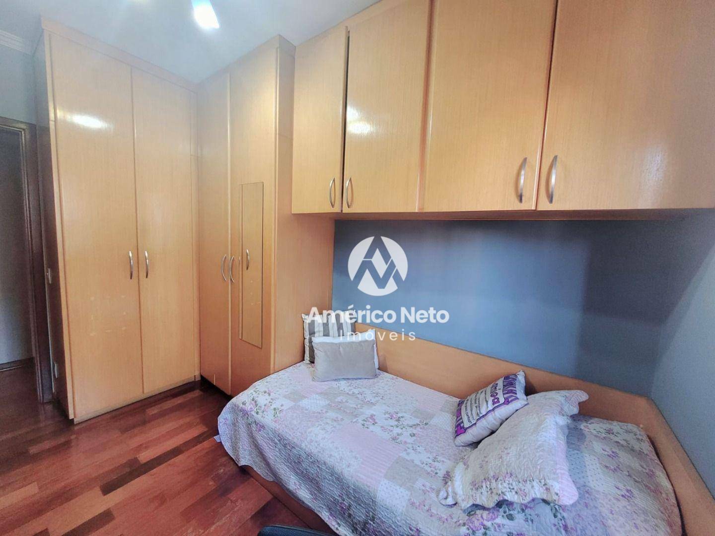 Apartamento à venda com 3 quartos, 117m² - Foto 9