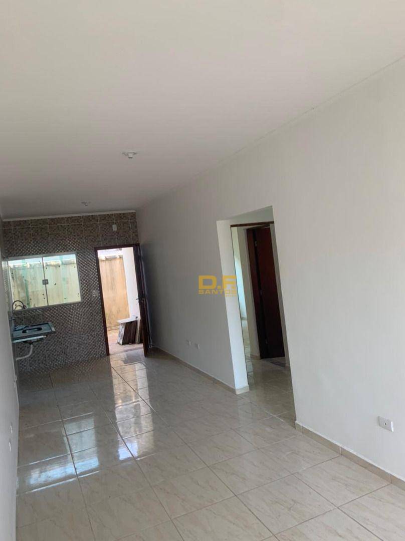 Casa à venda com 2 quartos, 1m² - Foto 17