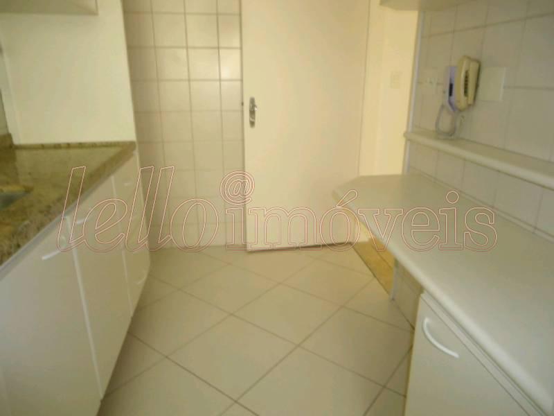 Apartamento para alugar com 2 quartos, 61m² - Foto 10