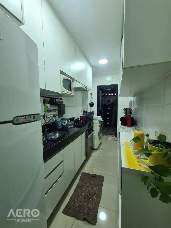 Apartamento à venda com 2 quartos, 46m² - Foto 6