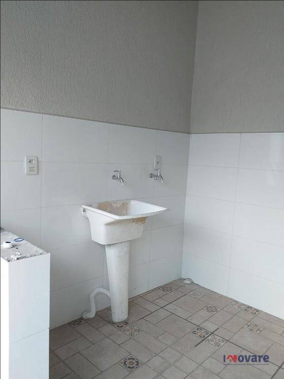 Casa à venda com 2 quartos, 190m² - Foto 10