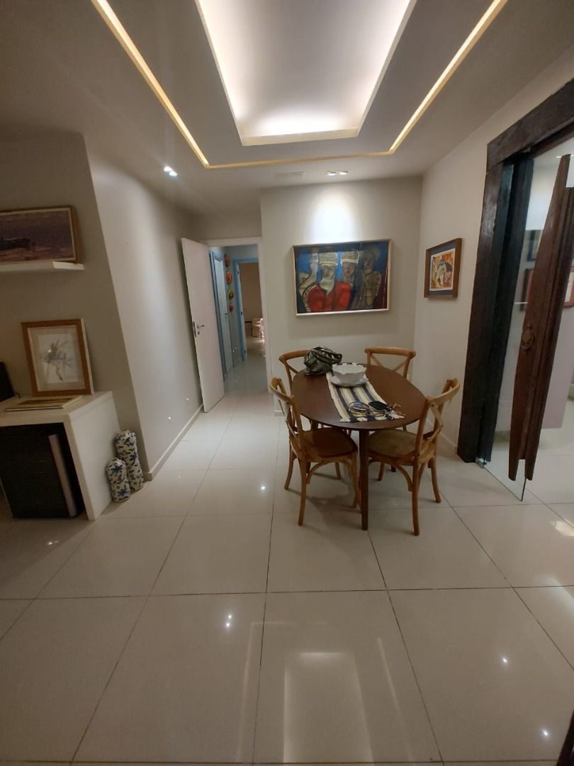 Apartamento para alugar com 2 quartos, 140m² - Foto 17