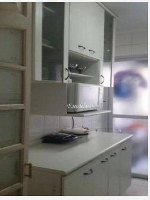 Apartamento à venda com 2 quartos, 64m² - Foto 5